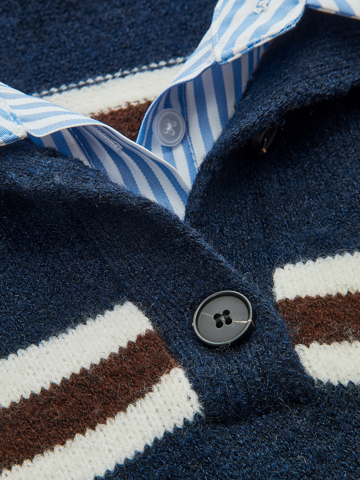 Hemdeinsatz Gestreifter Polostrickpullover
