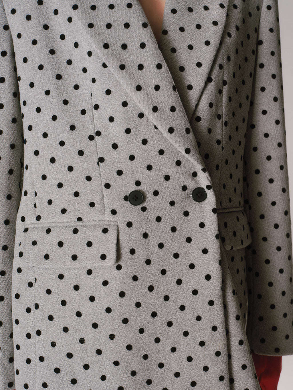 Gepunkteter Zweireiher-Blazer
