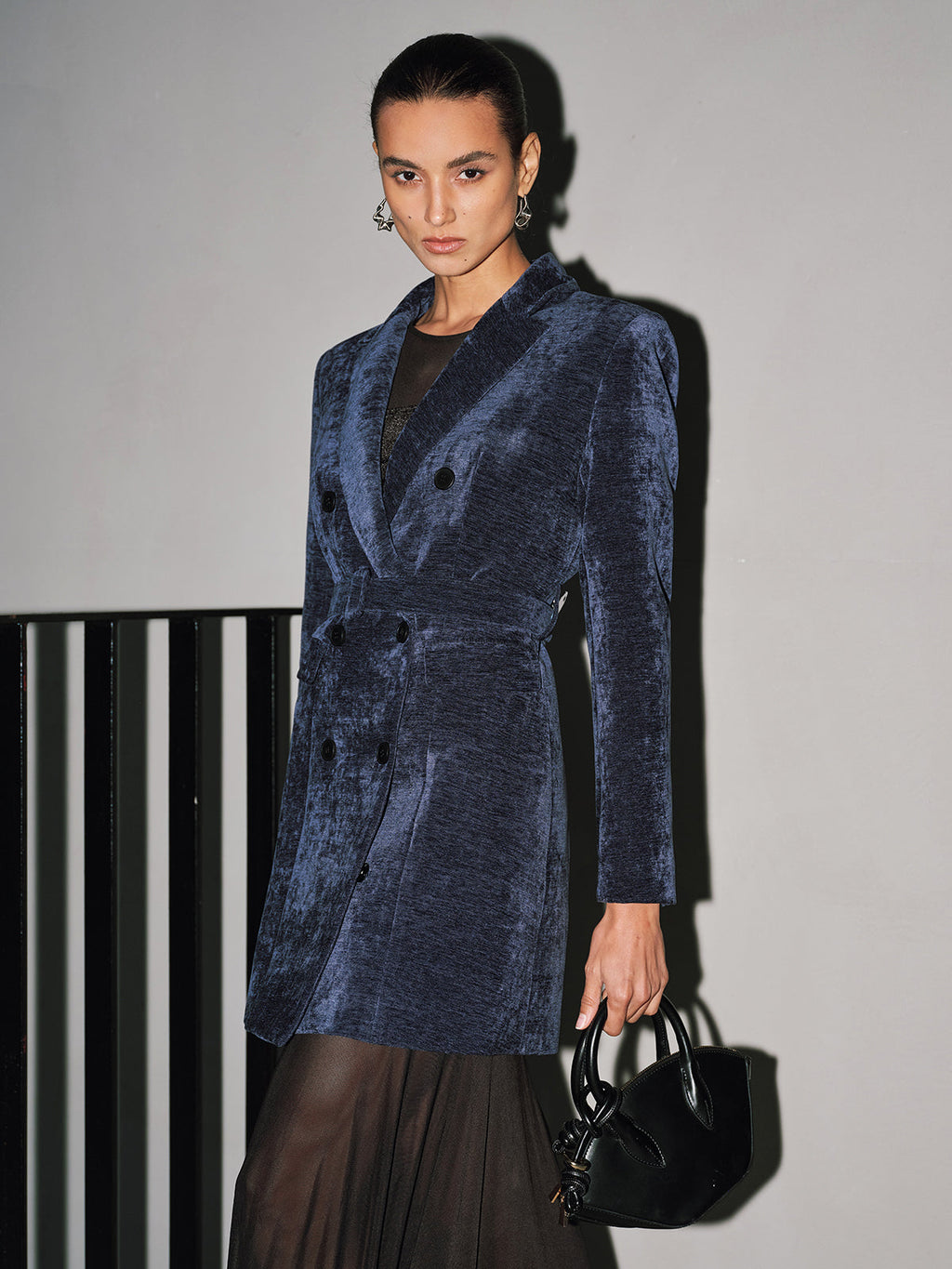 Robe-Blazer ceinturée croisée en velours
