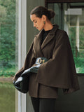 Manteau capelet ceinturé en mélange de laine