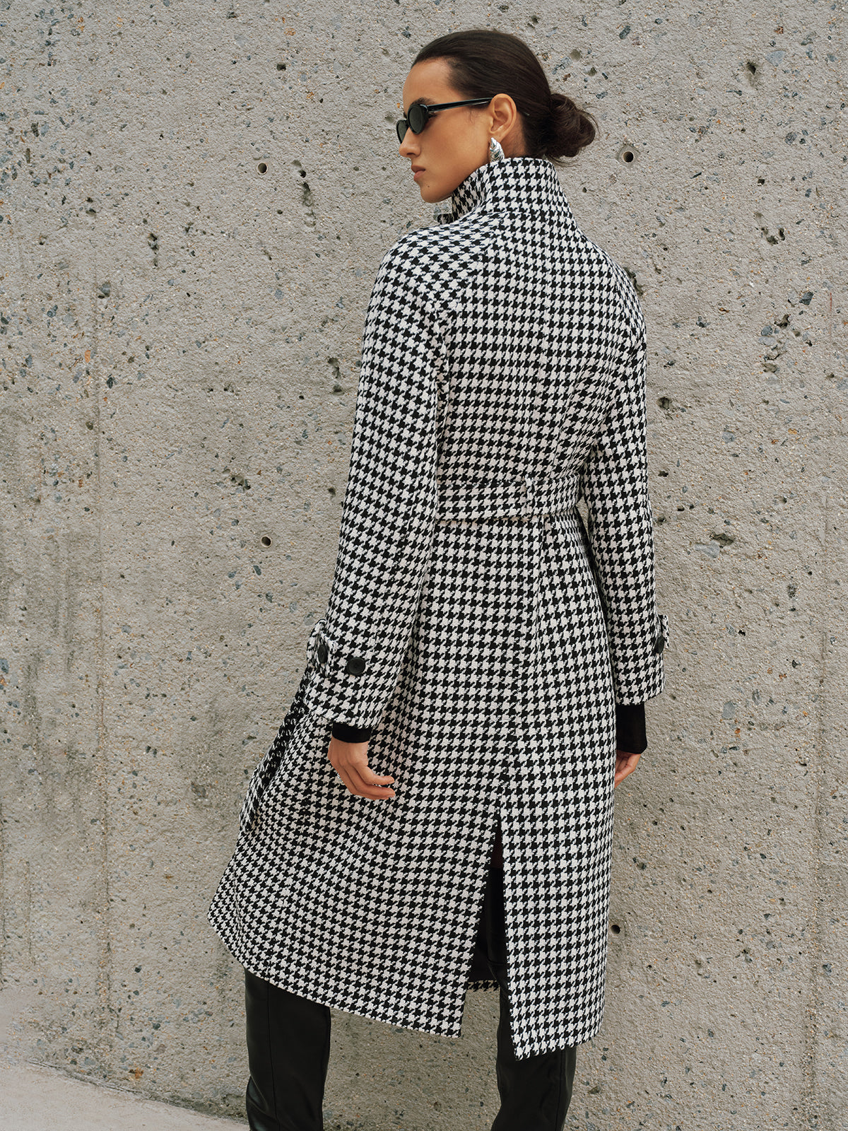 Long Trench-Coat Ceinturé en Tweed Pied-de-Poule