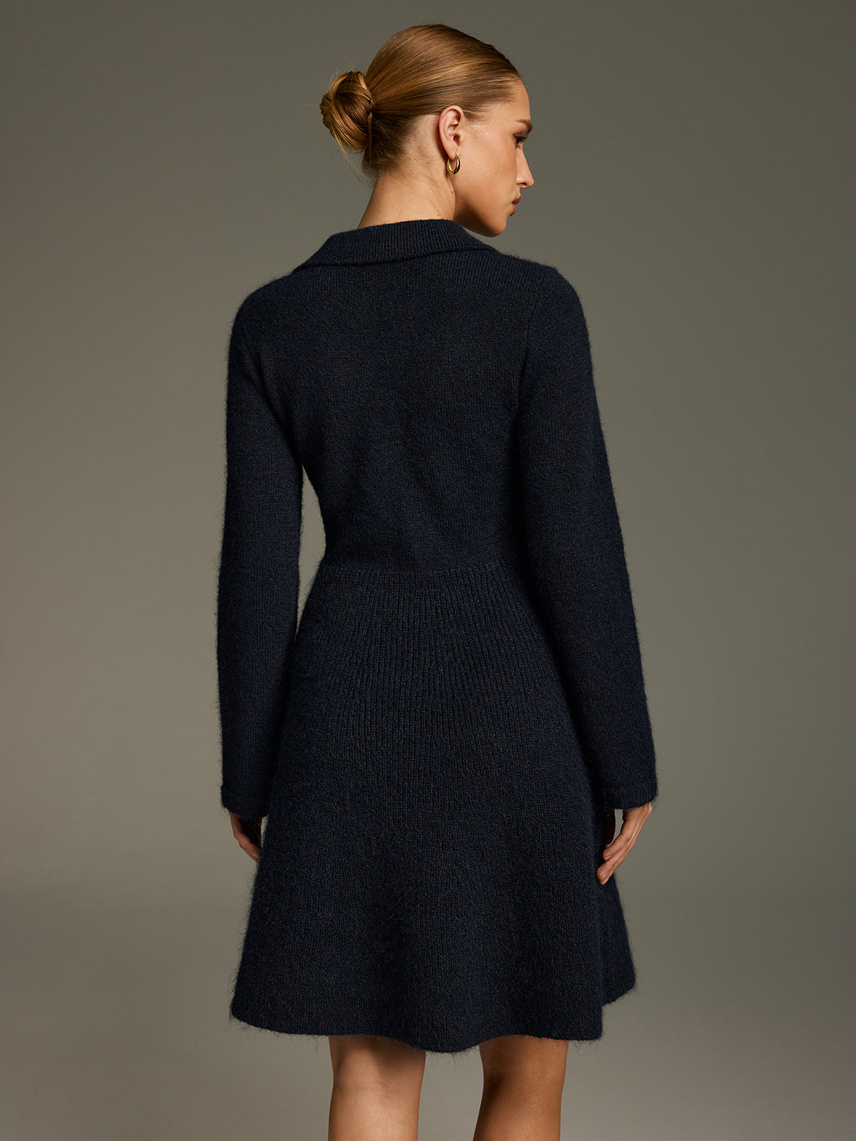 Mini-robe en maille mélangée de laine à col polo