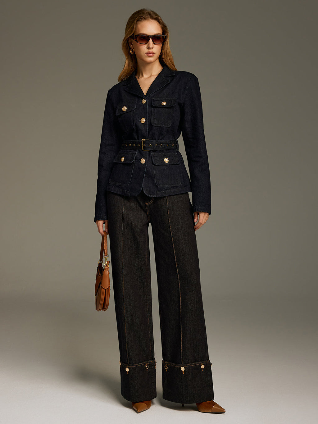 Denim-Blazer mit Metallknöpfen und Gürtel