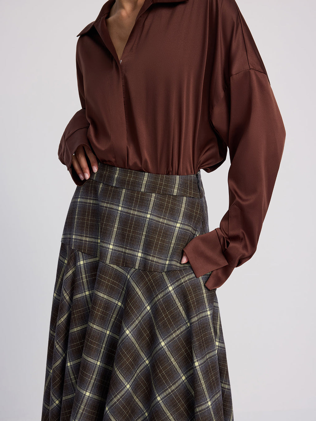 Jupe midi écossaise asymétrique taille haute
