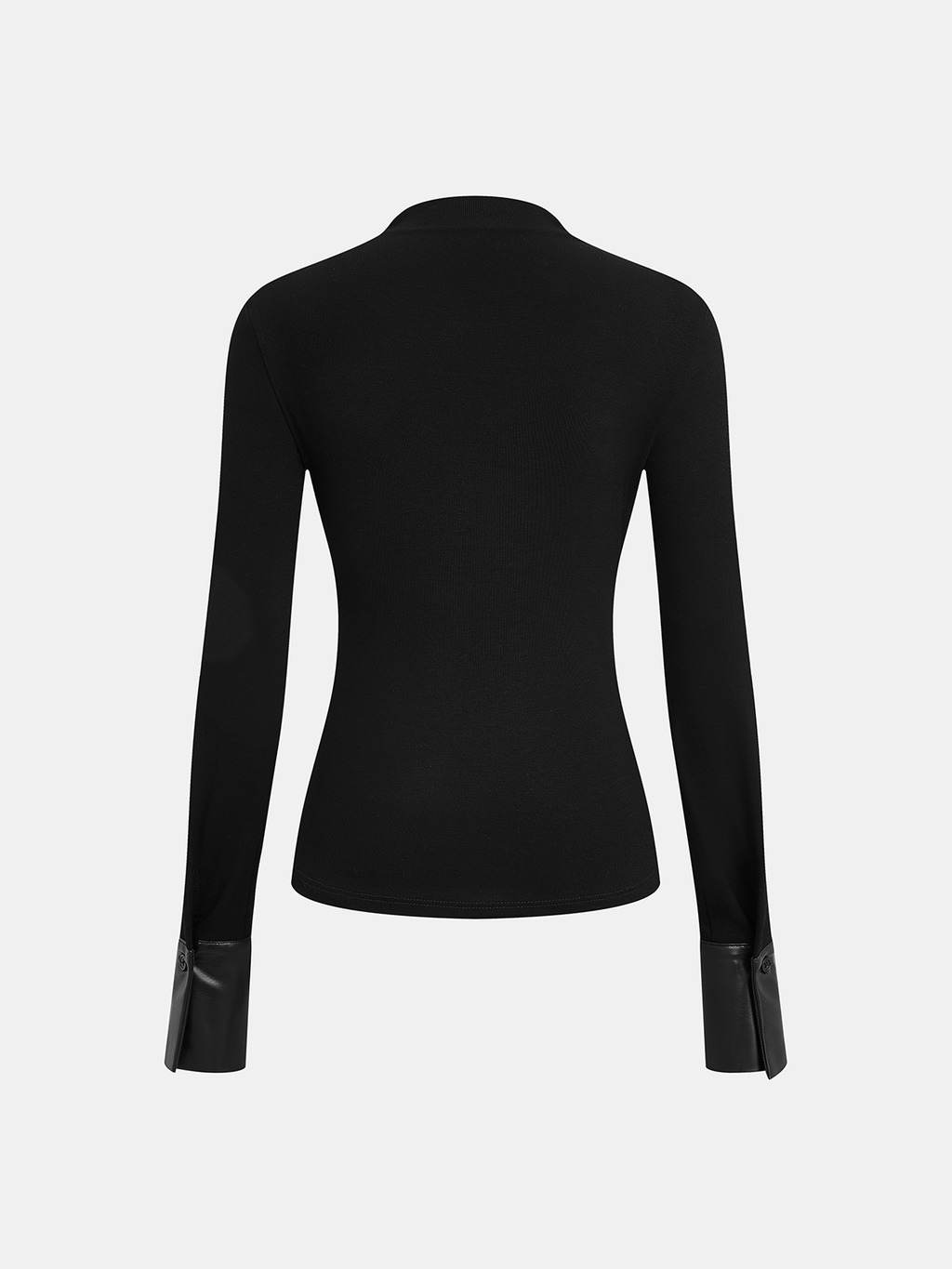 Ensemble haut en maille et jupe froncée en similicuir