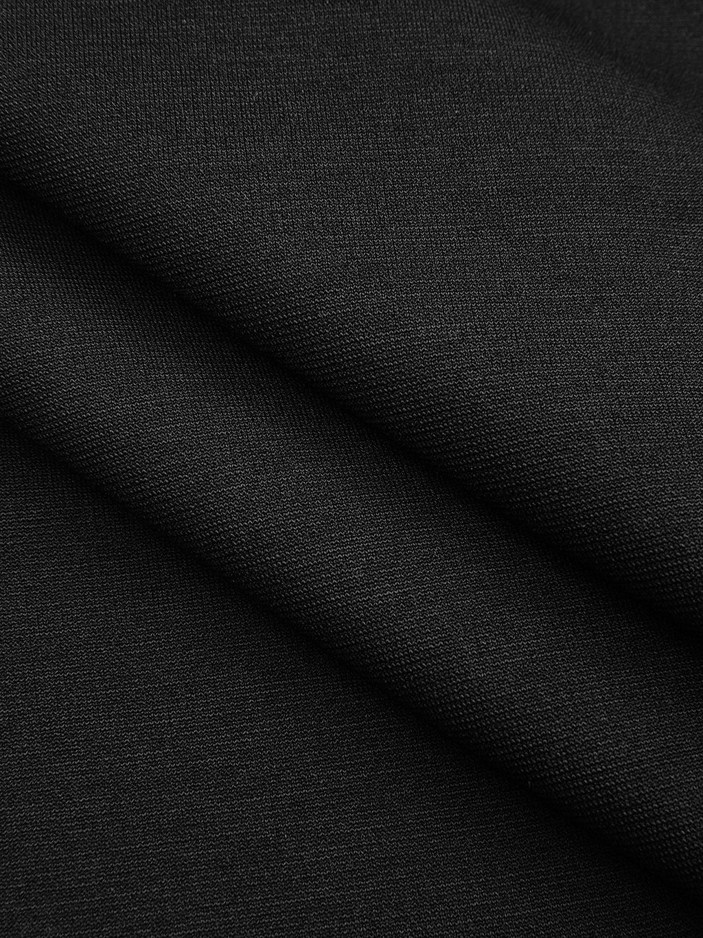 Asymmetrisches Kleid mit V-Ausschnitt, Mesh-Ärmeln und Metalldetail