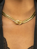 Halskette mit Doppelkette im Schlangendesign und Knotendetail