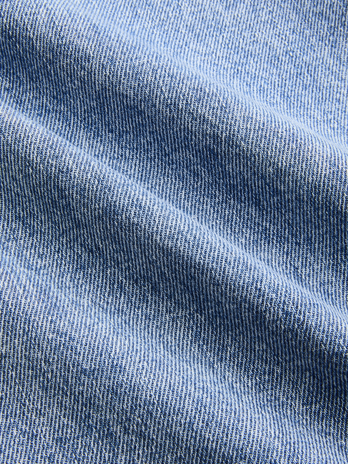 Jeans mit doppelter Bundfalte und weitem Bein
