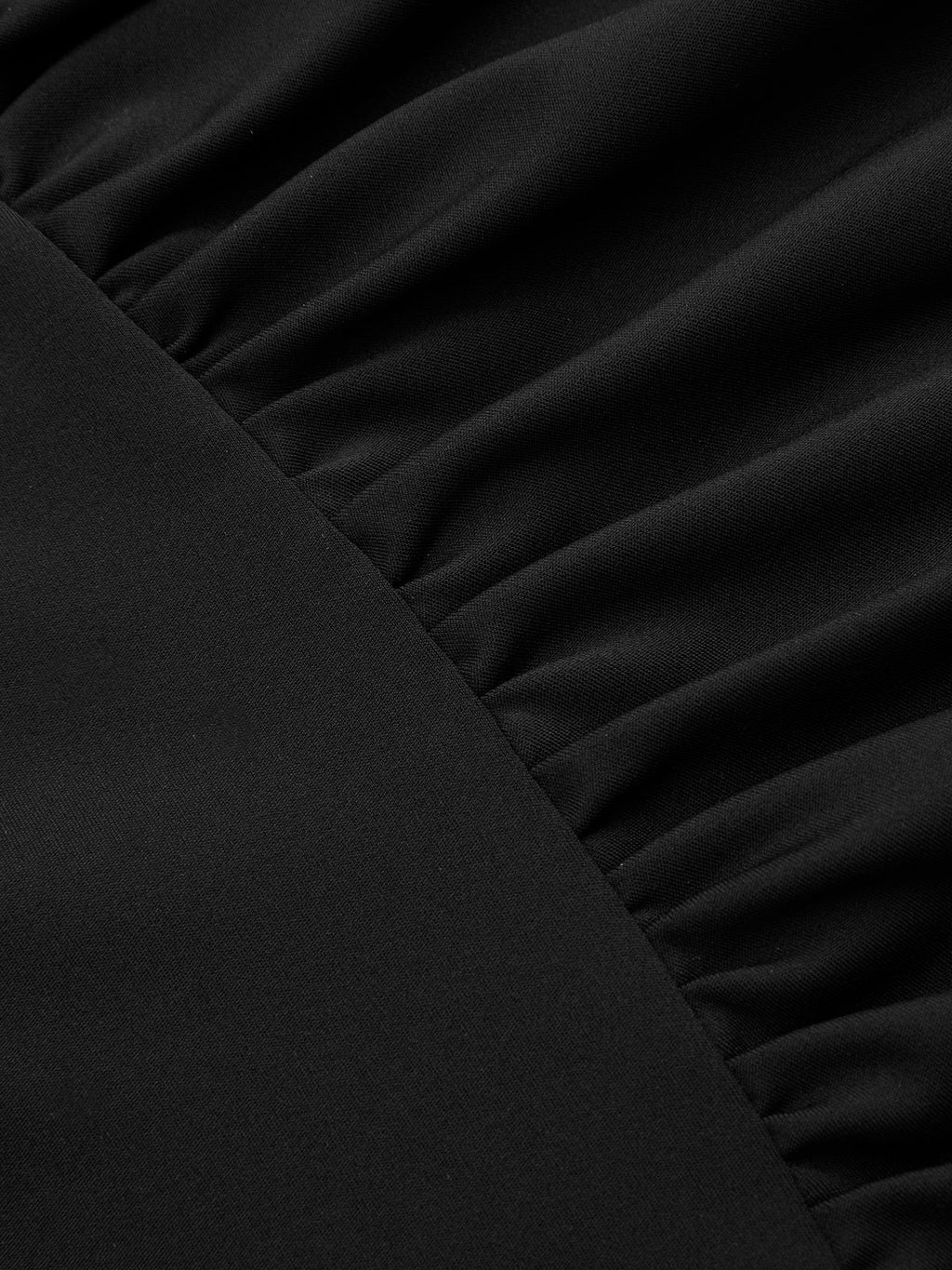 Robe longue asymétrique sans manches avec fronces