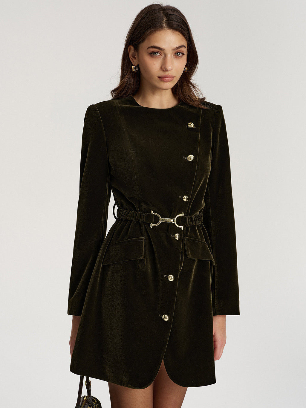Long blazer asymétrique en velours boutonné avec ceinture