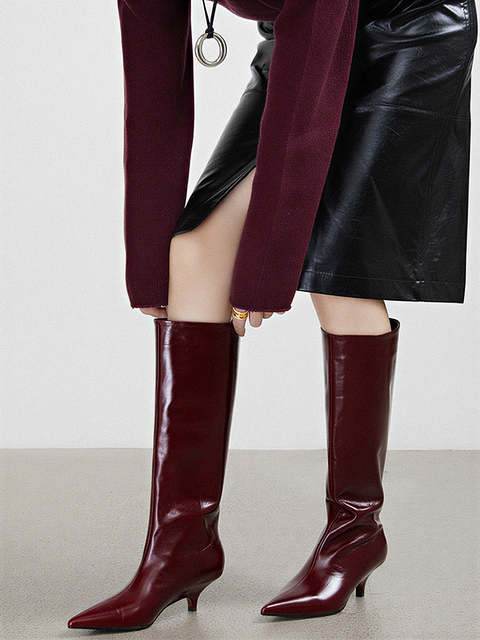 Pointed Toe Knee-High Boots