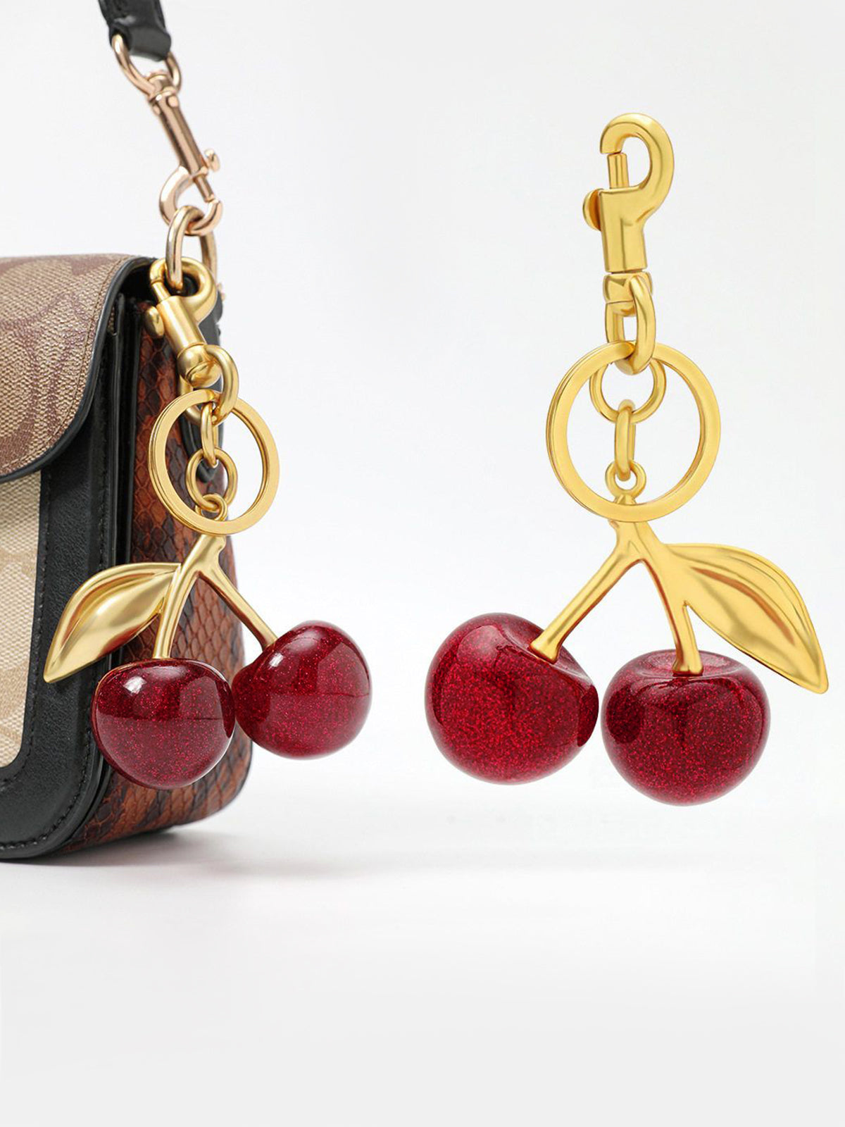 Breloque Cerises Dorées