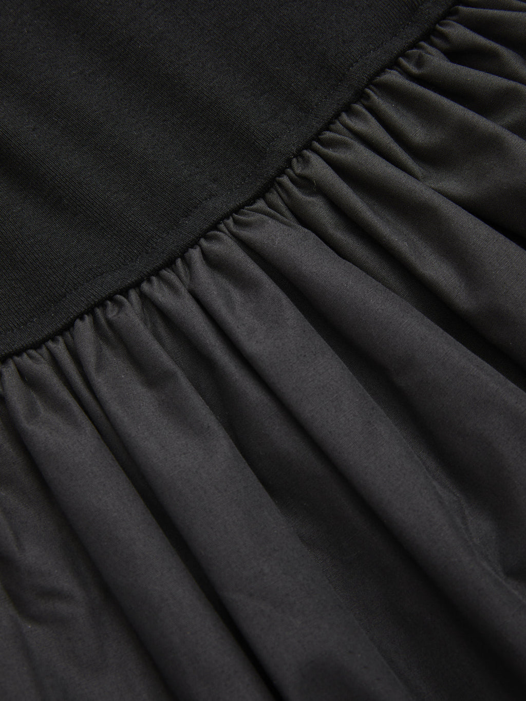 Gestuftes Rüschensaum Langarm-Kleid