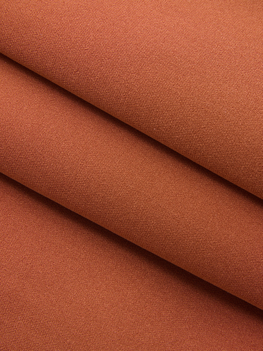 Ärmelloses Minikleid mit Gürtel und asymmetrischem Ausschnitt