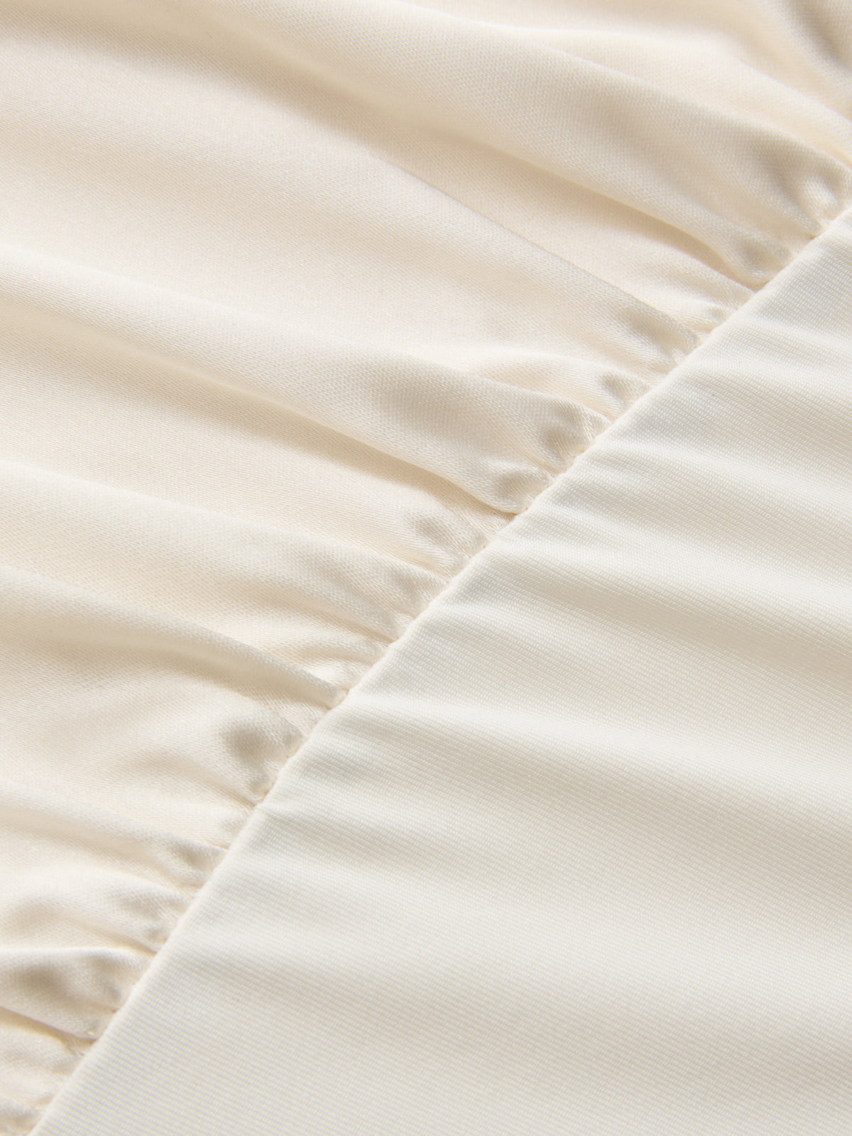 Bodysuit drapé satiné à une épaule