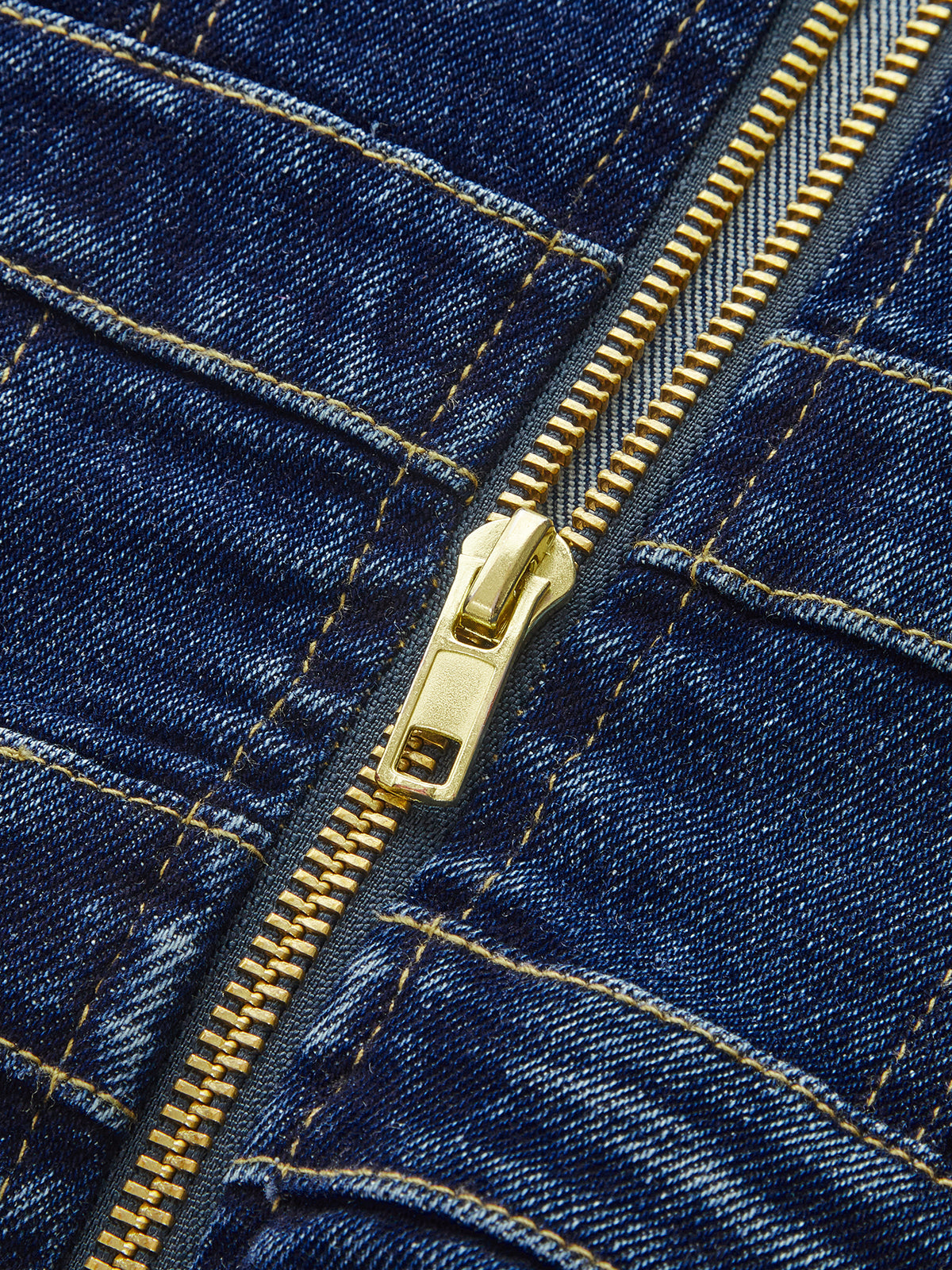 Jeanskleid mit doppelter Schnalle