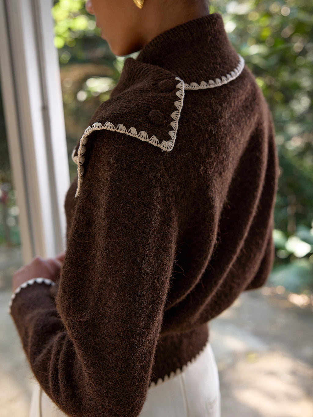Cardigan en maille mélangée de laine à bord festonné