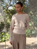 Gerippter Strickpullover mit Metalldetails