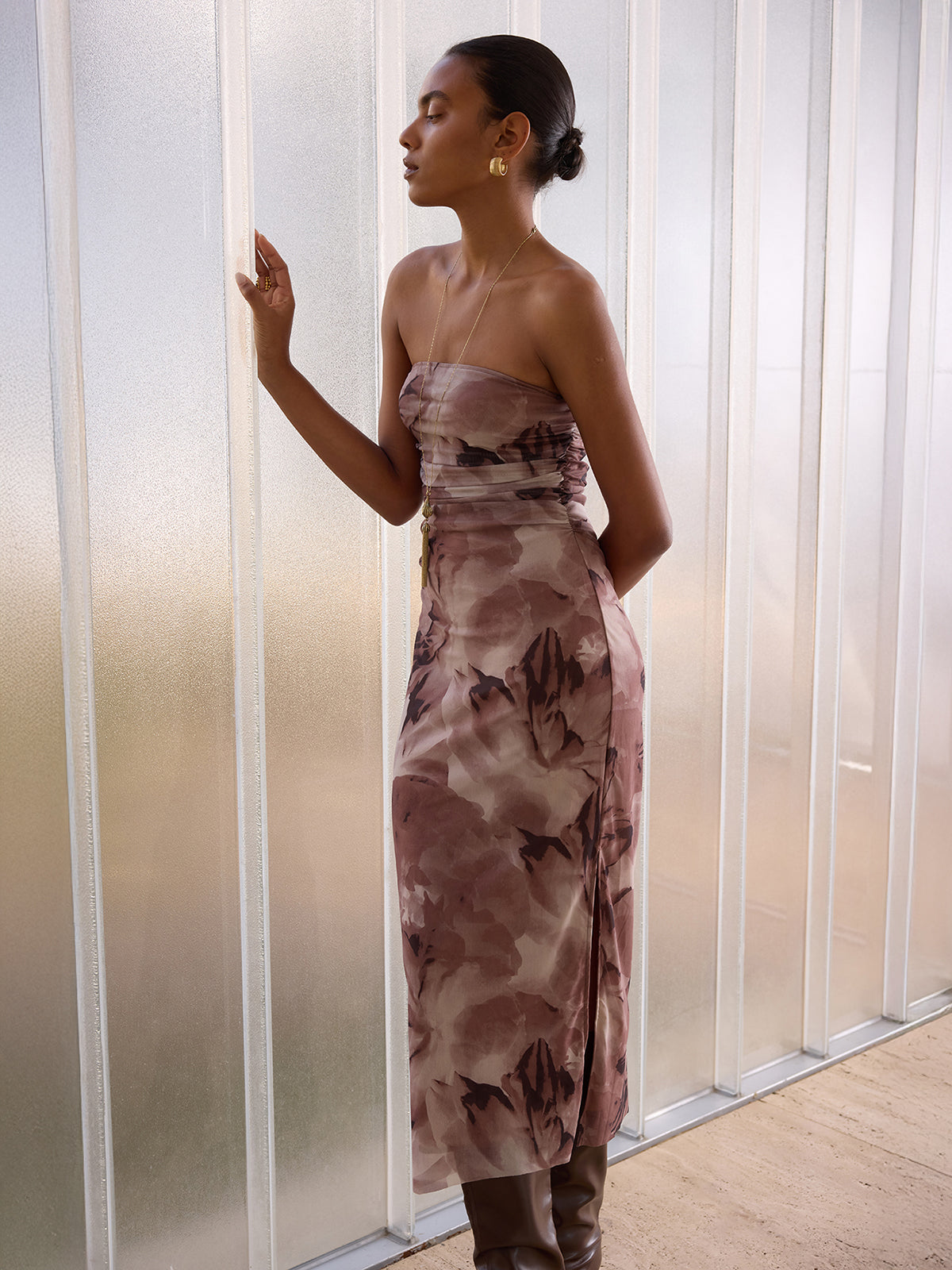 Batik-Midi-Trägerkleid mit Schlitz