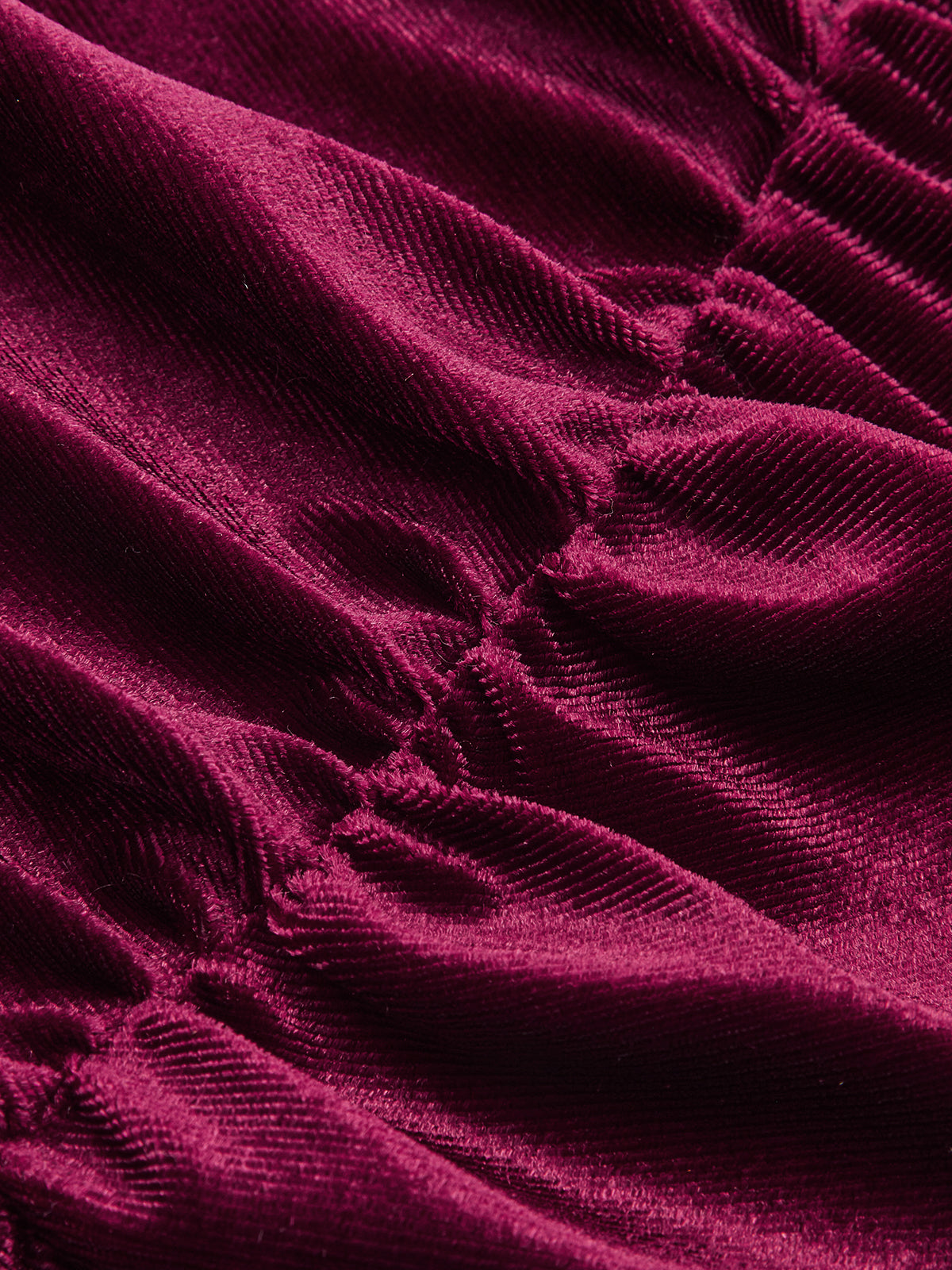 Robe longue en velours sans manches à col montant et fente latérale
