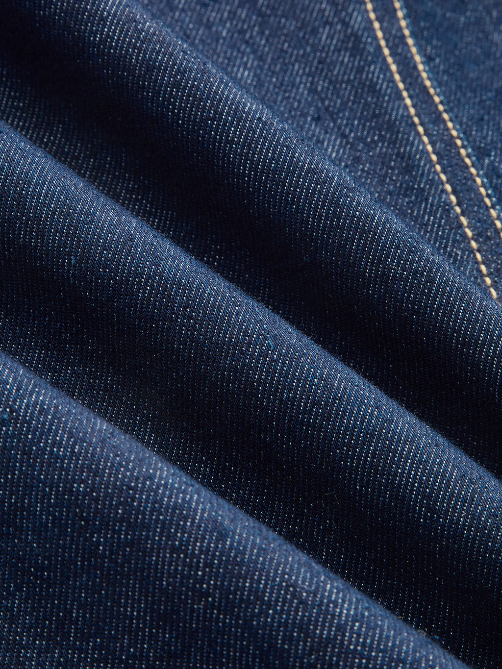 Gilet sans manches en jean ceinturé