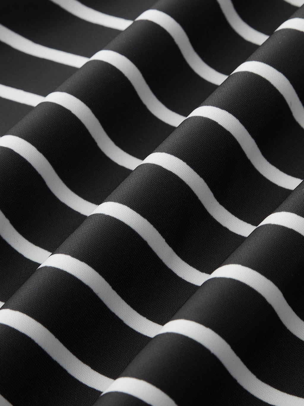 Robe portefeuille asymétrique à imprimé abstrait et illusion d'optique