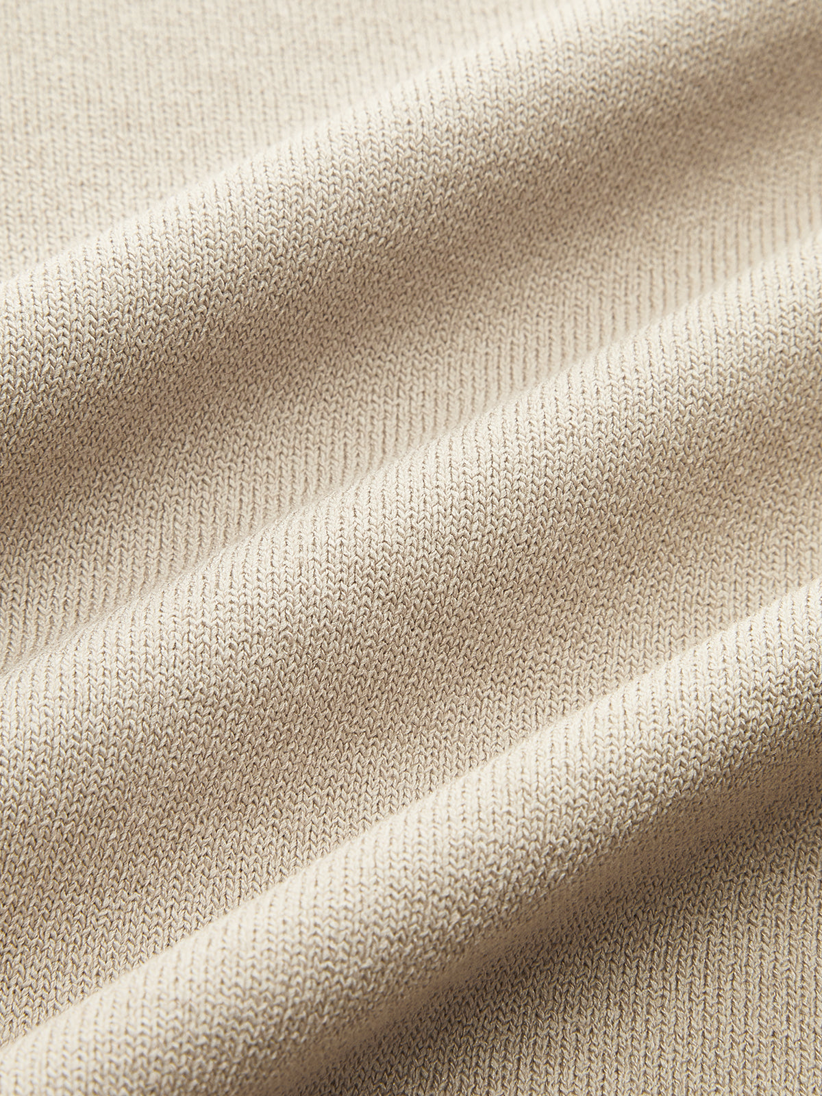 Asymmetrisches kurzärmeliges Stricktop