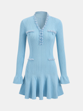 Mini-robe en maille à ourlet volanté et perles