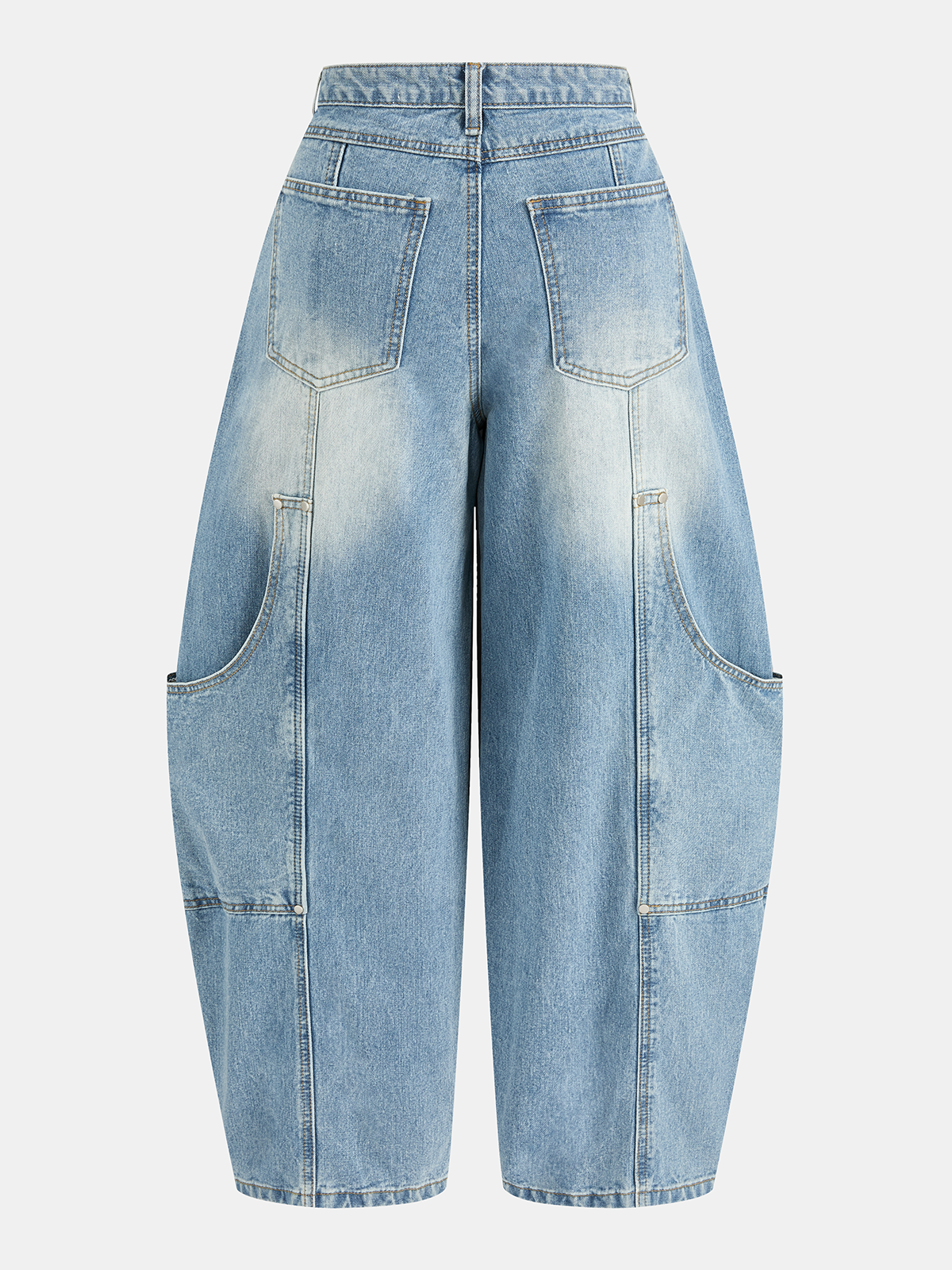 Cargo-Jeans mit gebogenem Bein