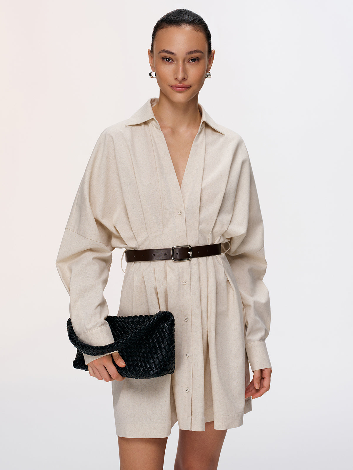 Robe chemise ceinturée en coton et lin plissé