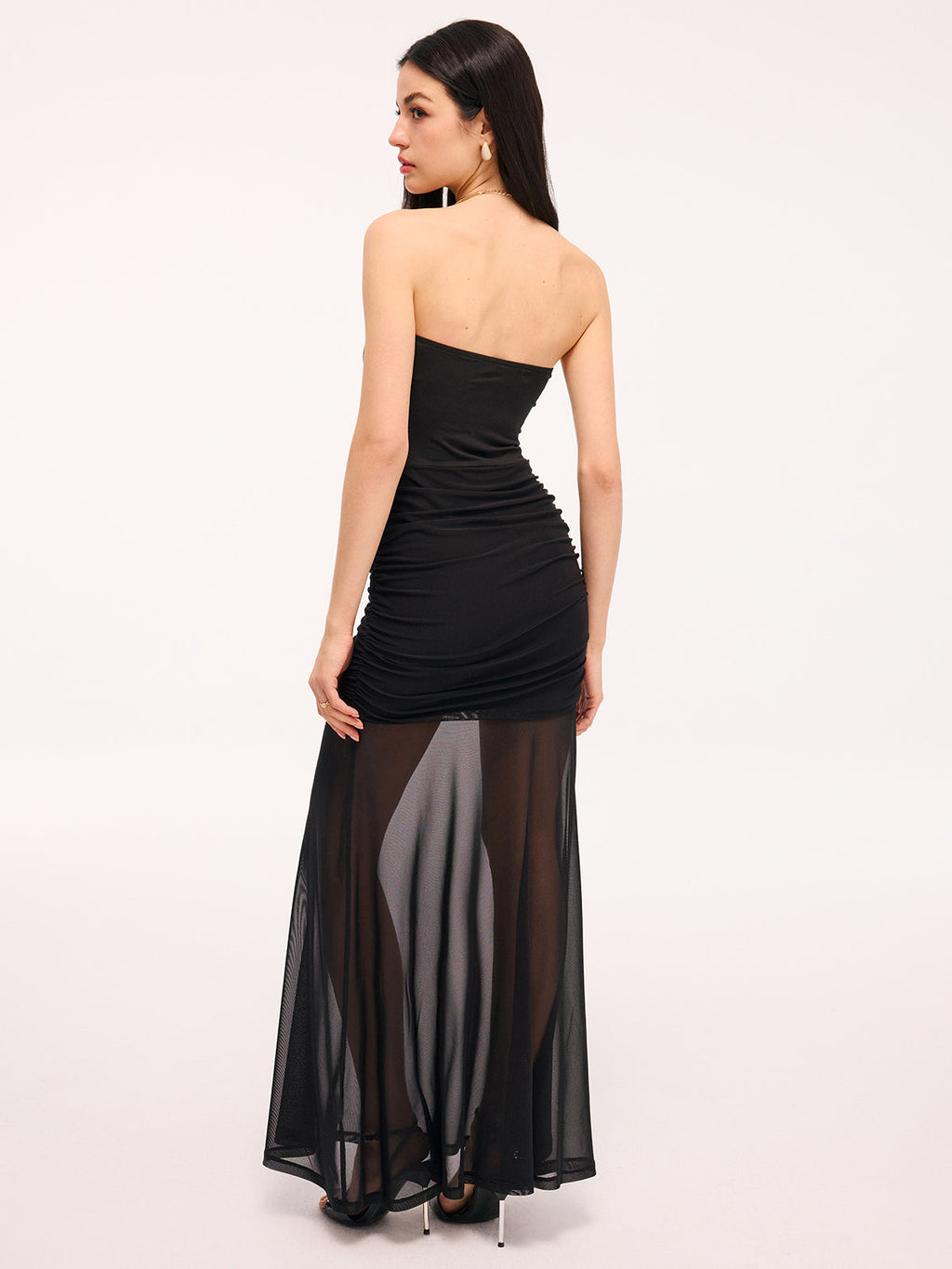 Maxikleid trägerlos mit Raffung und Mesh-Einsatz