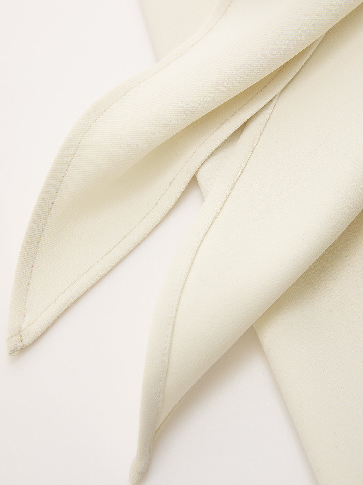Drapierte Wickelhose mit weitem Bein