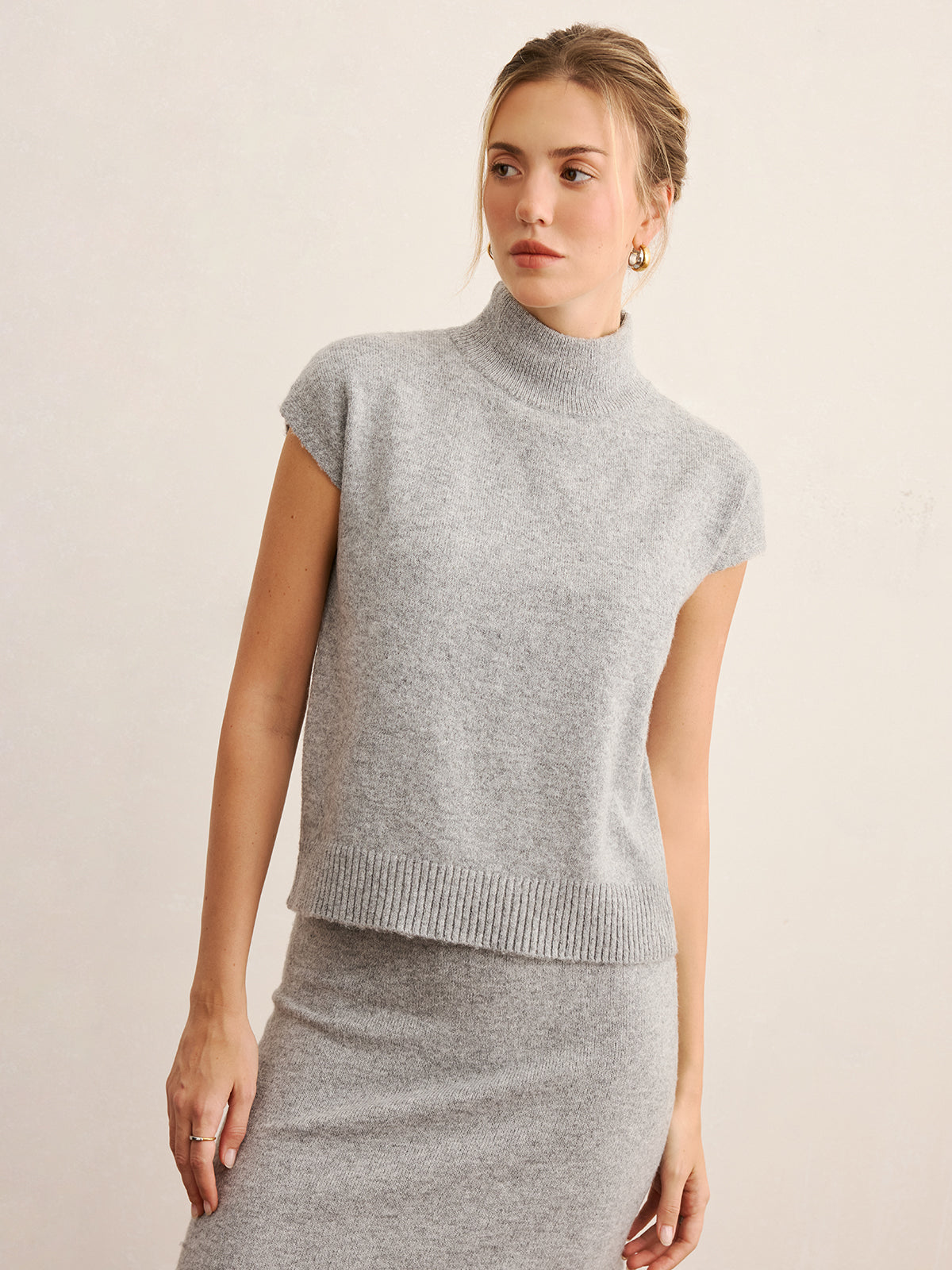 Stricktop mit Stehkragen und Midirock-Set ohne Gürtel