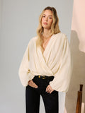 Wickelbluse mit Puffärmeln
