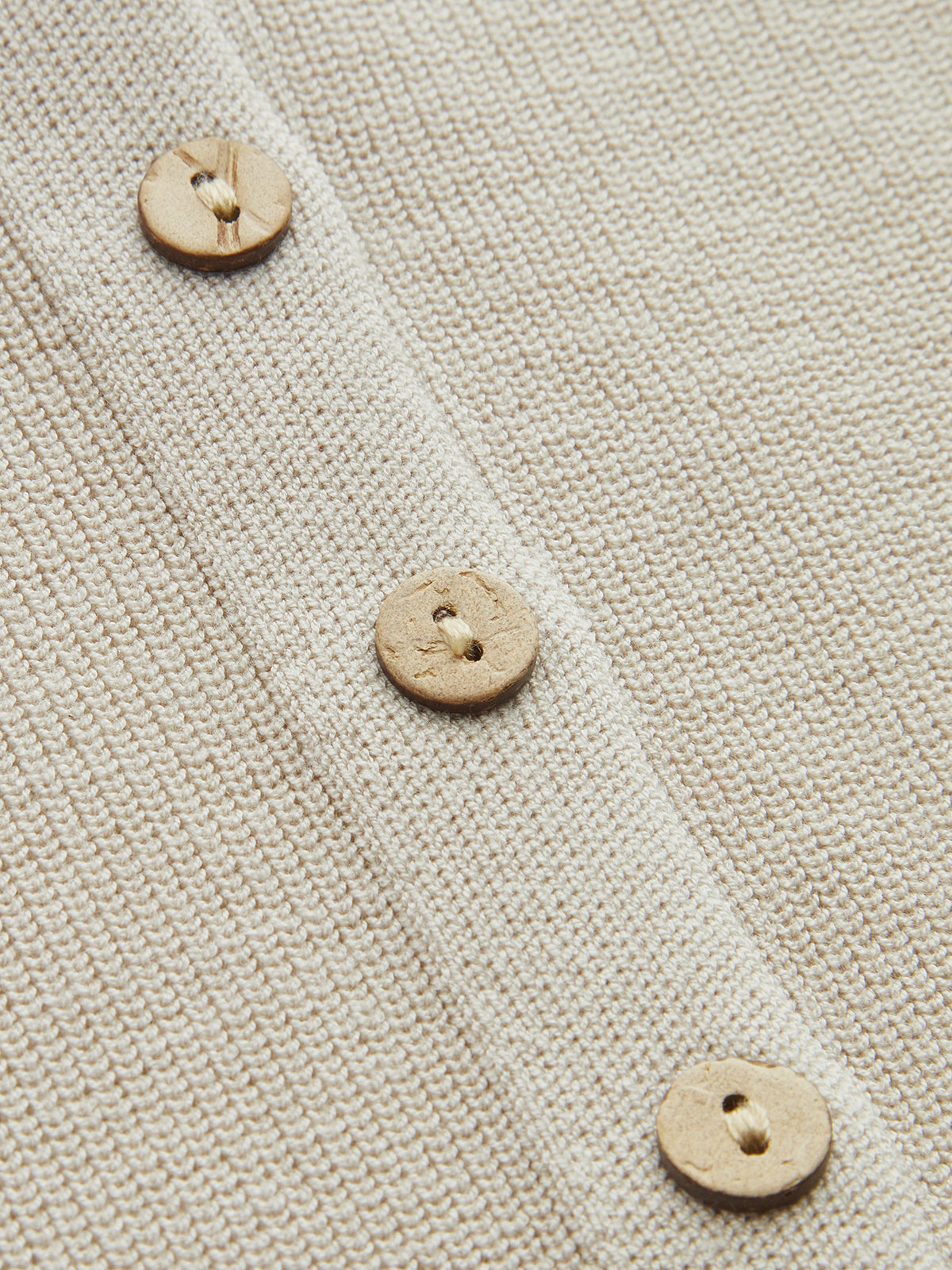 Kurzärmeliger Strick-Cardigan mit Knopfleiste