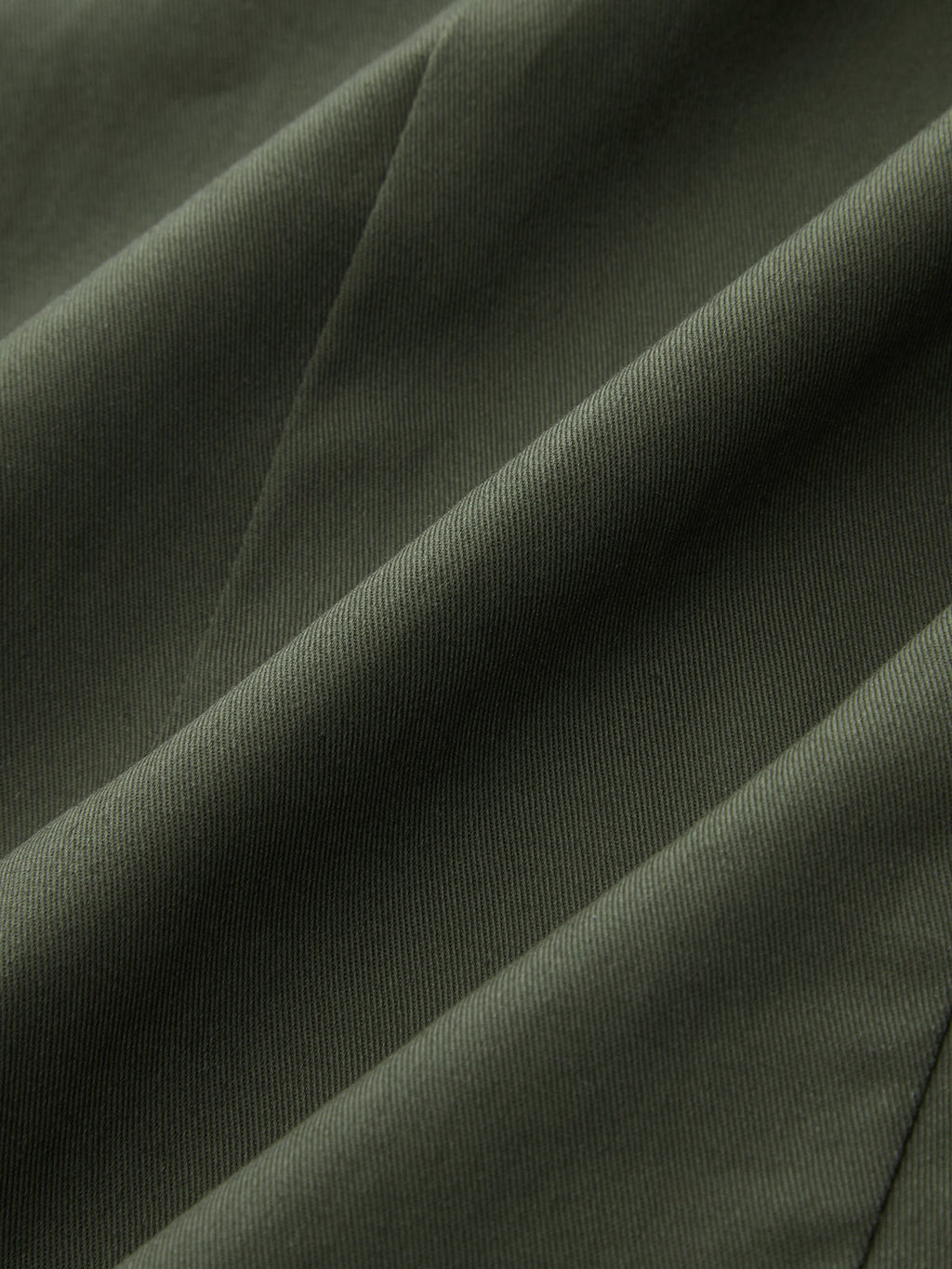 Ensemble haut péplum à manches plissées et short