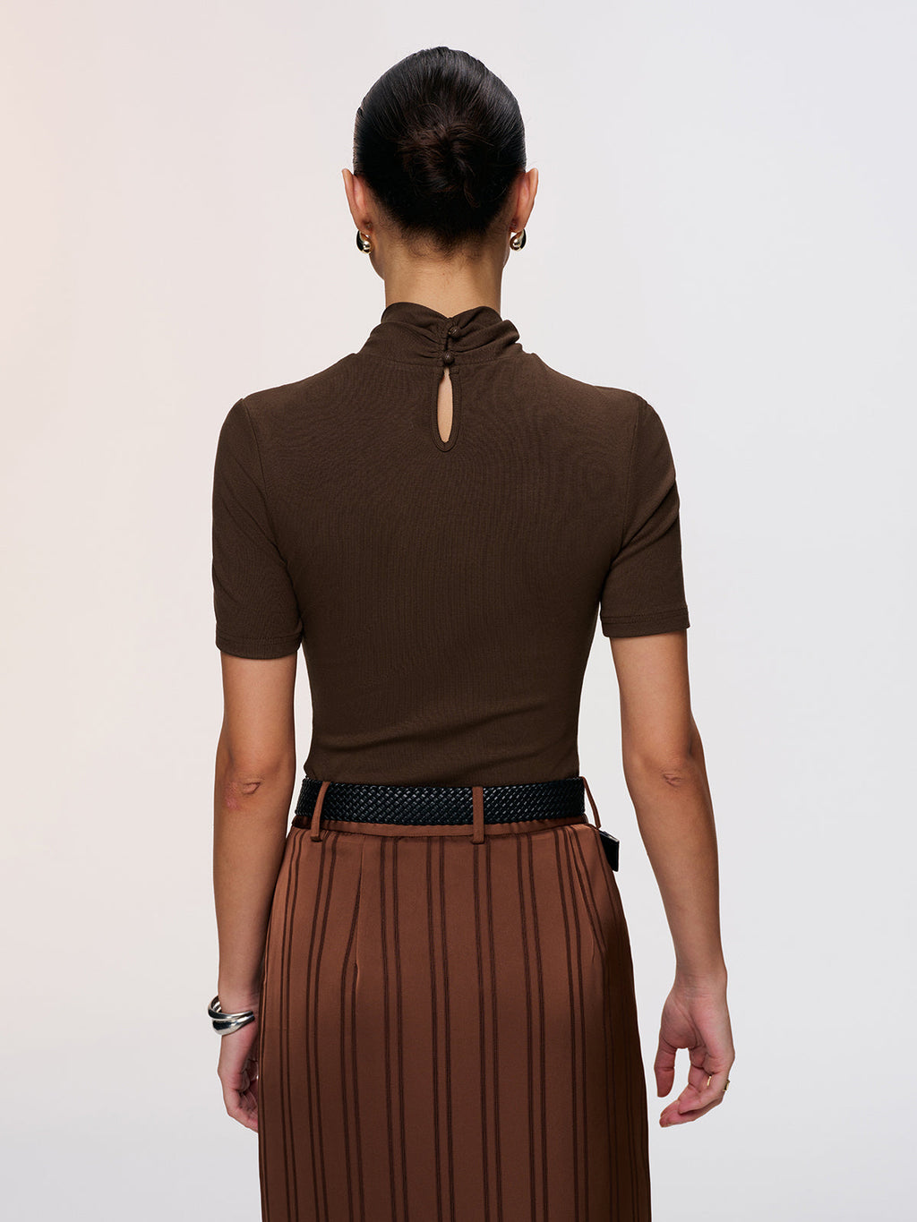 Kurzarm-Top mit Wickeldetail
