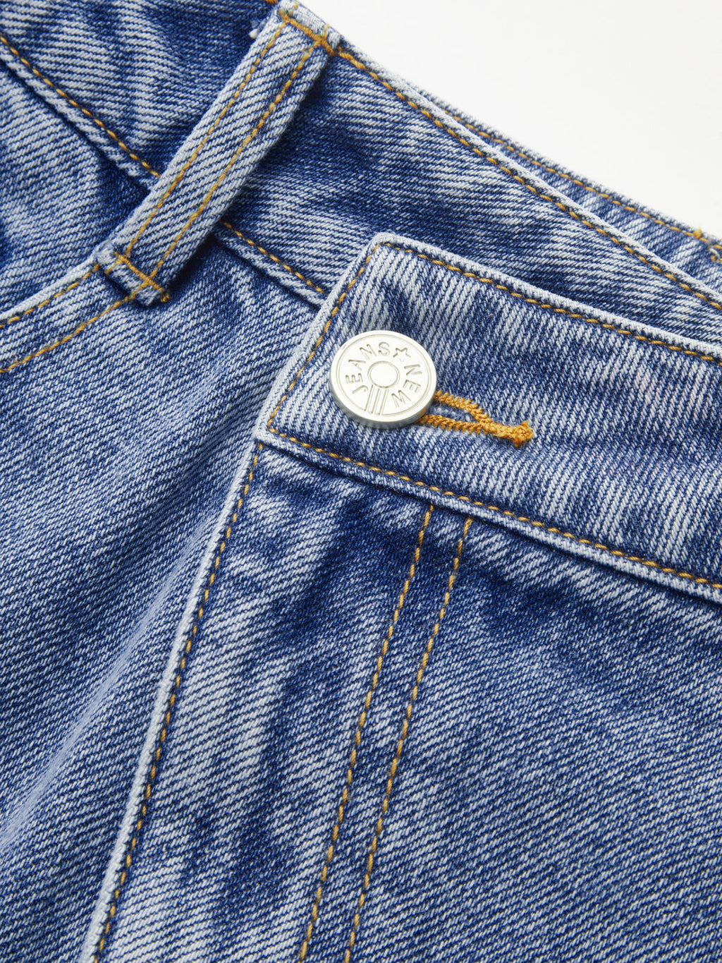 Jupe Midi Asymétrique en Jean Fendue