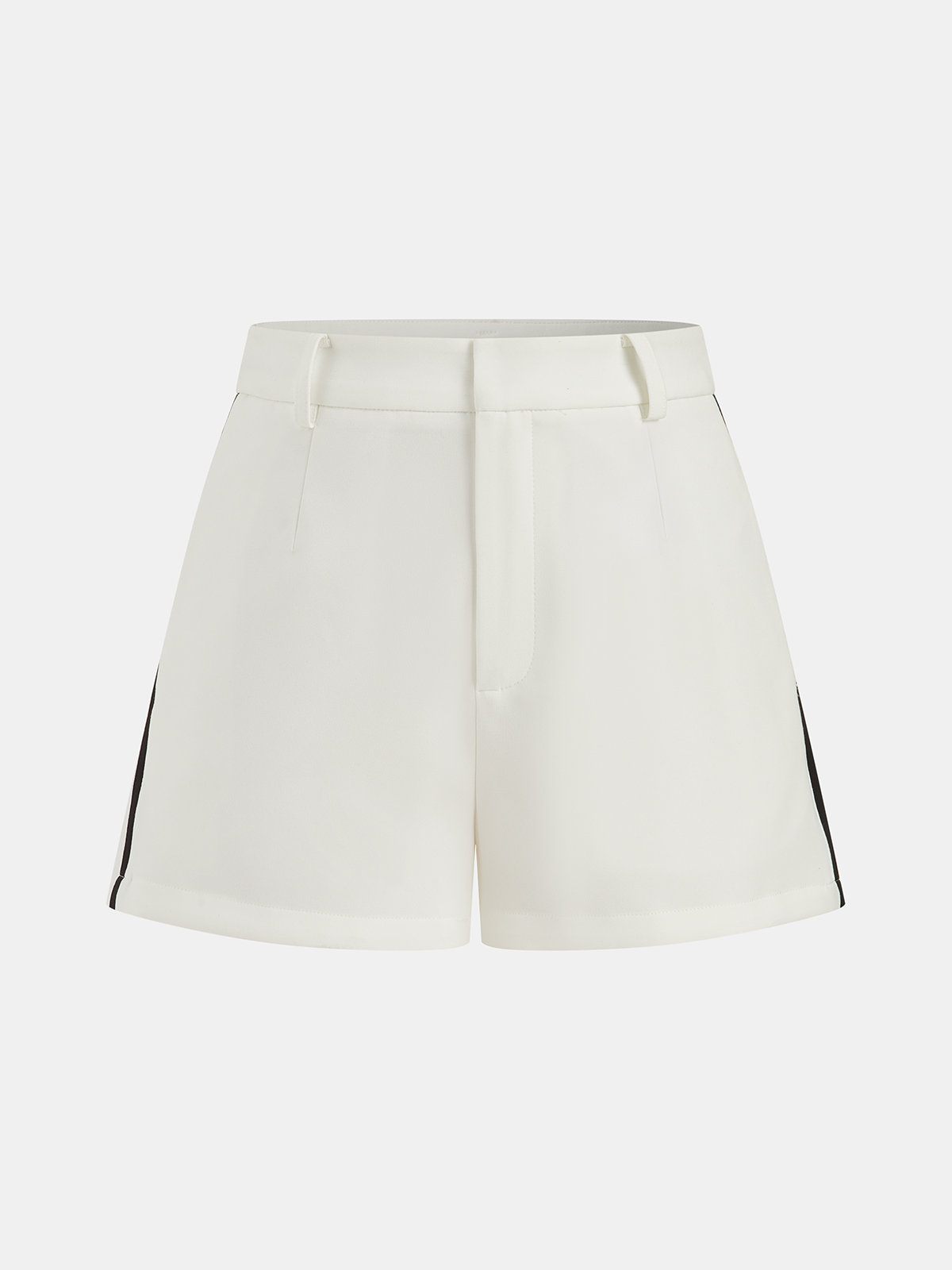 Ensemble haut dos nu et short avec ceinture et bordures contrastantes