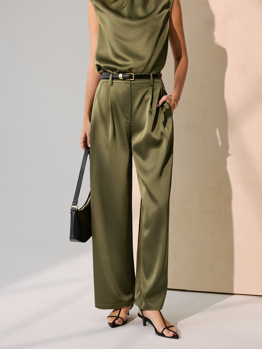 Satin-Trägertop & Marlenehose-Set ohne Gürtel