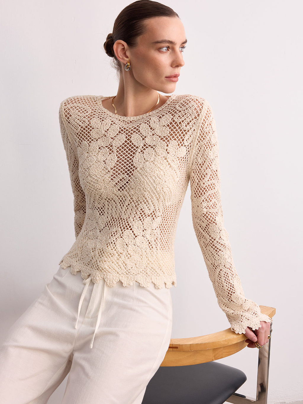 Haut en maille à manches longues et dentelle au crochet