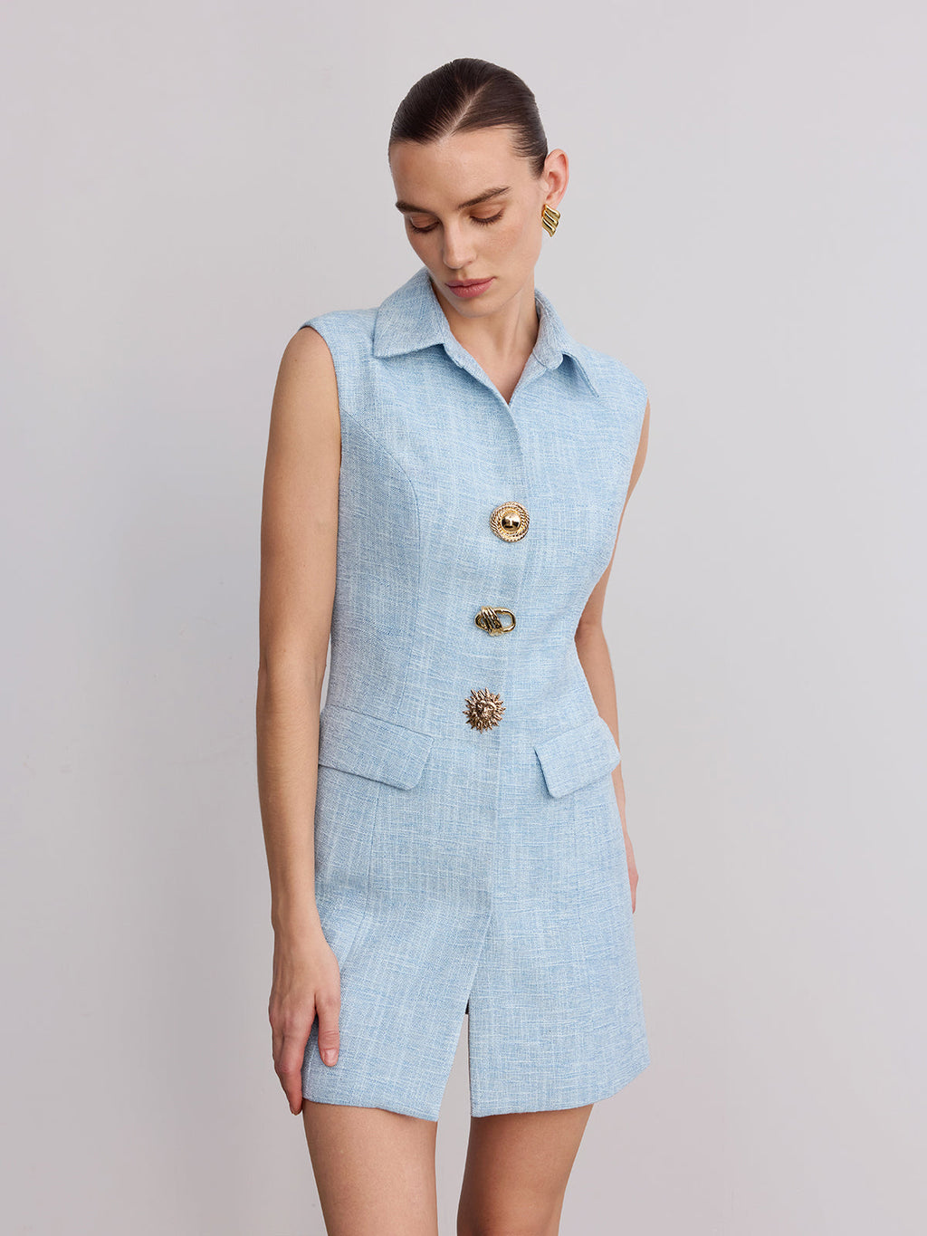 Mini-robe sans manches en tweed à col