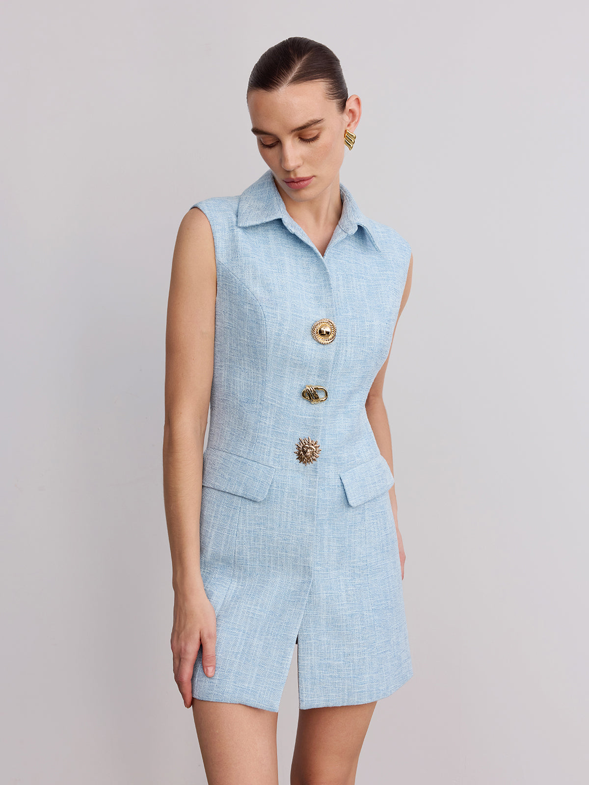 Mini-robe sans manches en tweed à col