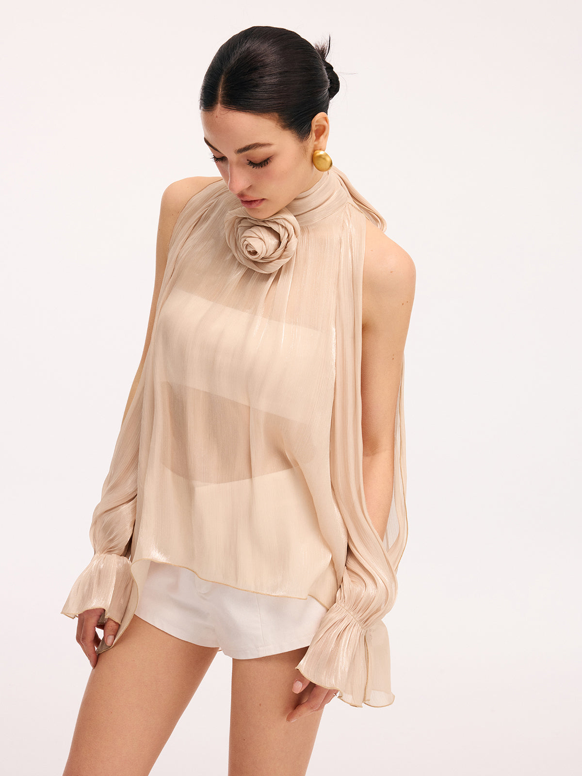3D Rosen Neckholder-Bluse mit Glockenärmeln und transparentem Stoff