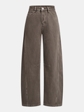 Distressed Jeans mit gekrümmtem Bein