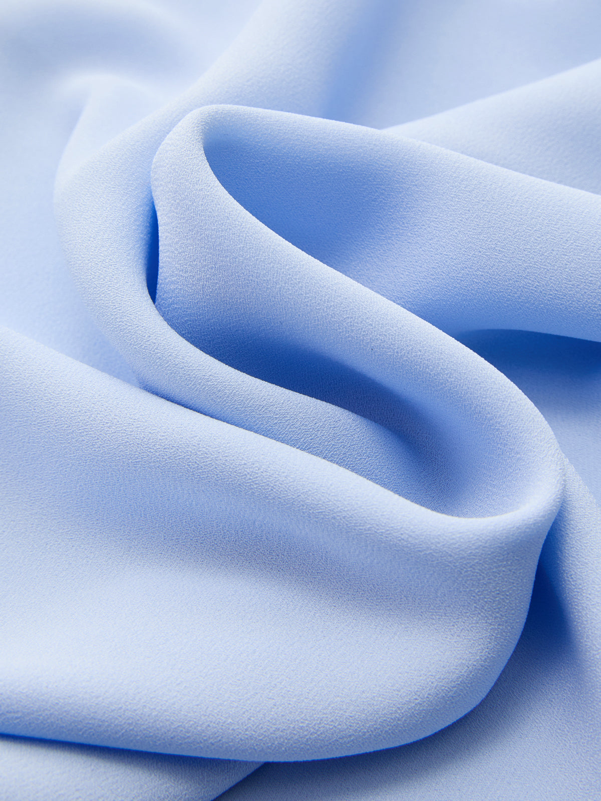 Bluse mit Schlüssellochausschnitt und plissierten langen Ärmeln