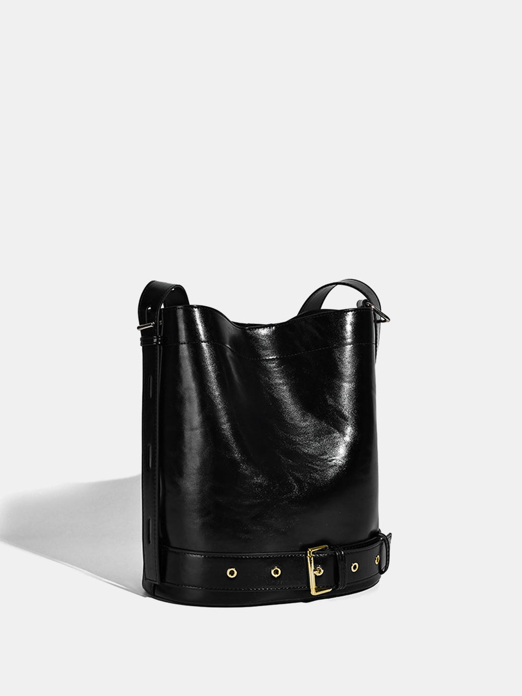 Große Beuteltasche mit Schnallendetail