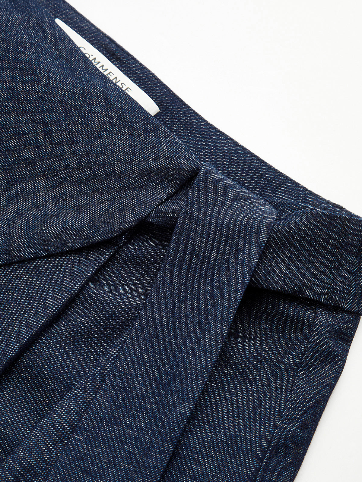 Pantalon large asymétrique cache-cœur à traîne