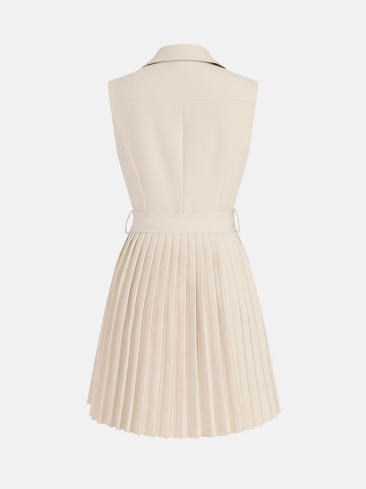 Mini-robe plissée sans manches à revers et ceinture