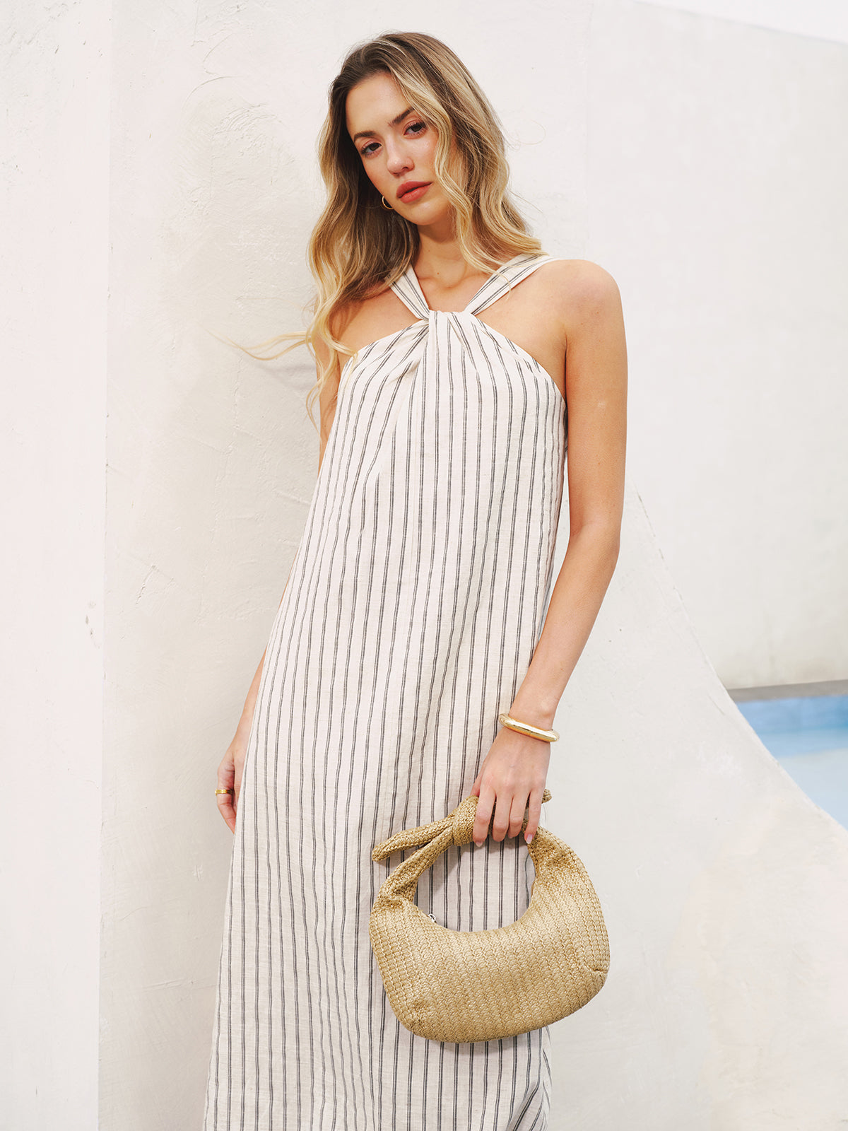 Robe longue dos nu en coton et lin rayée